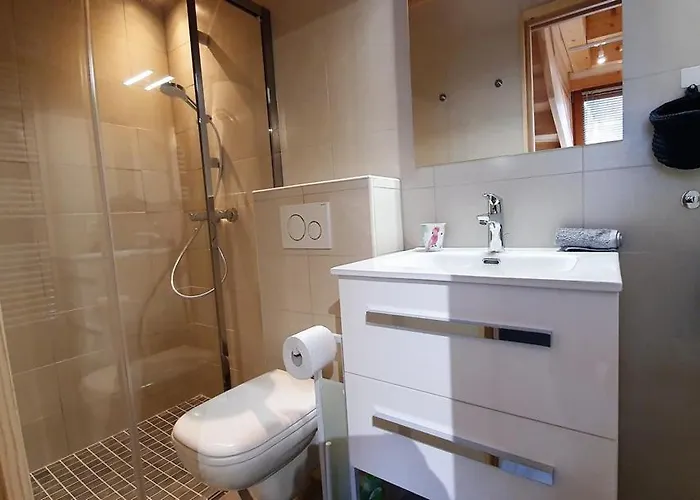 Le Camp De Base Apartment *